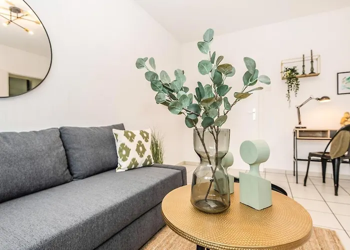 3 With Balcony, Central, University, Smart Tv * Essen